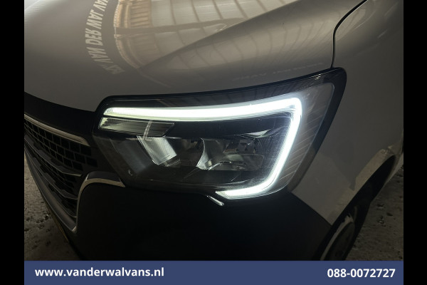 Renault Master 2.3 dCi 136pk L3H2 Euro6 Airco | Camera | Navigatie | LED | Cruisecontrol | 2500kg Trekhaak Parkeersensoren