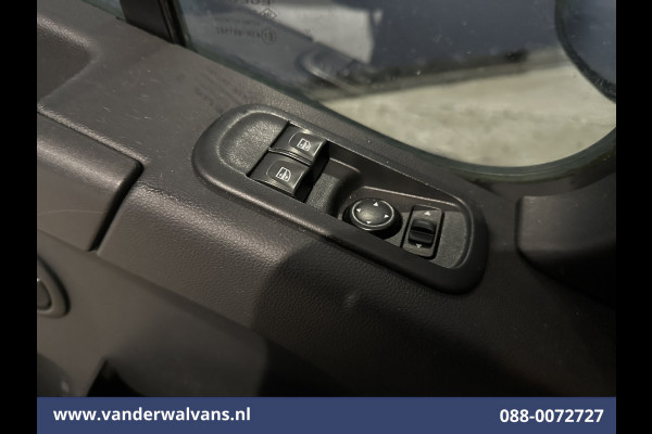 Renault Master 2.3 dCi 136pk L3H2 Euro6 Airco | Camera | Navigatie | LED | Cruisecontrol | 2500kg Trekhaak Parkeersensoren