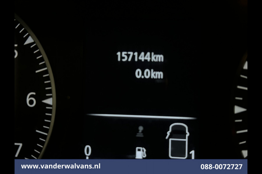 Renault Master 2.3 dCi 136pk L3H2 Euro6 Airco | Camera | Navigatie | LED | Cruisecontrol | 2500kg Trekhaak Parkeersensoren