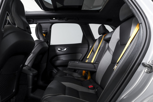Volvo XC60 2.0 T8 Plug-in-hybrid AWD Polestar Engineered - Facelift MY26 | S/K-Panodak | Harman/Kardon | 360 Camera | Dig.Cockpit | Adapt.Cruise | Stoel+-Stuurverw. | Elek. stoelen | NAV + App.Connect | ECC | LM 21" | 4735
