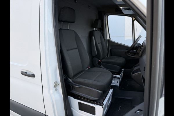 Mercedes-Benz Sprinter 317 1.9 CDI Automaat L3H2 Trekhaak 3,5t Climate Control Cruise Control Carplay Camera