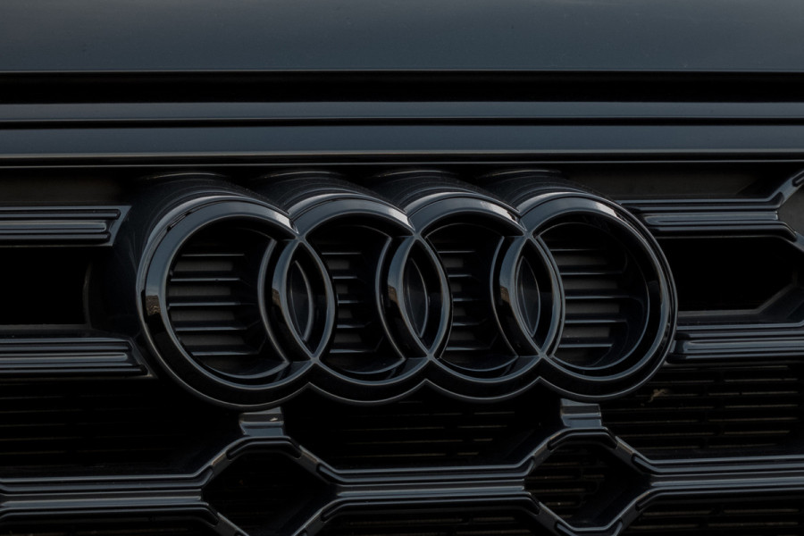 Audi Q5 55 TFSI e quattro Competition | LUCHTVERING | ACC | ELEKTRISCH VERSTELBARE STOELEN | MEMORY | CAMERA