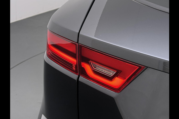 Jaguar E-Pace 2.0 P200 AWD R-Dynamic | RIJKLAARPRIJS INCL 12 MND BOVAG GARANTIE| PANO| ELEK. ACHTERKLEP| ELEK. STOEL| LEER| TREKHAAK LED