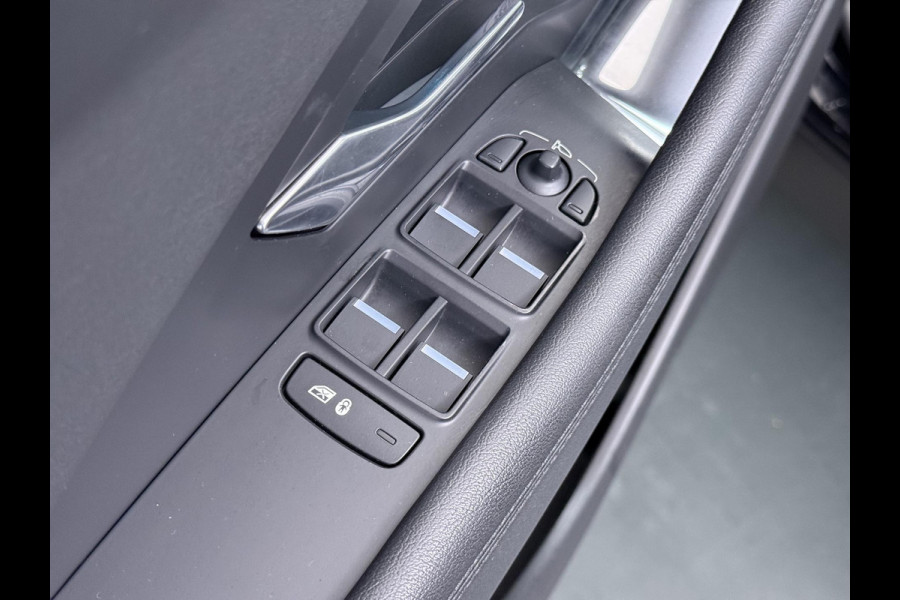Jaguar E-Pace 2.0 P200 AWD R-Dynamic | RIJKLAARPRIJS INCL 12 MND BOVAG GARANTIE| PANO| ELEK. ACHTERKLEP| ELEK. STOEL| LEER| TREKHAAK LED