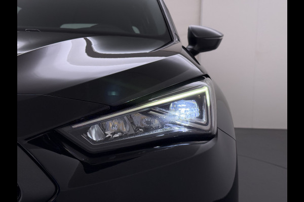 Seat Tarraco 1.5TSI FR Trekhaak Navi Adap.Cruise 360°Camera Elek.Stoel+Memory Ecc Apple Carplay Android Auto Business Intense Licht-/regensensor Lmv Led Isofix DAB Keyless Dodehoek detector Rijstrooksensor 1.800KG Trekgewicht 1e Eigenaar Dealeronderhouden Origineel Nederlandse Auto