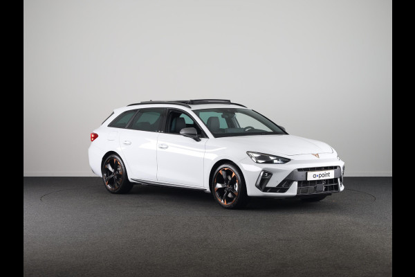 CUPRA Leon Sportstourer 1.5 TSI e-Hybrid Business 204PK | Panoramadak | Sennheiser | 19 Inch | Achteruitrijcamera |