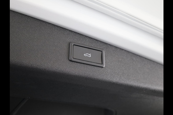 CUPRA Leon Sportstourer 1.5 TSI e-Hybrid Business 204PK | Panoramadak | Sennheiser | 19 Inch | Achteruitrijcamera |