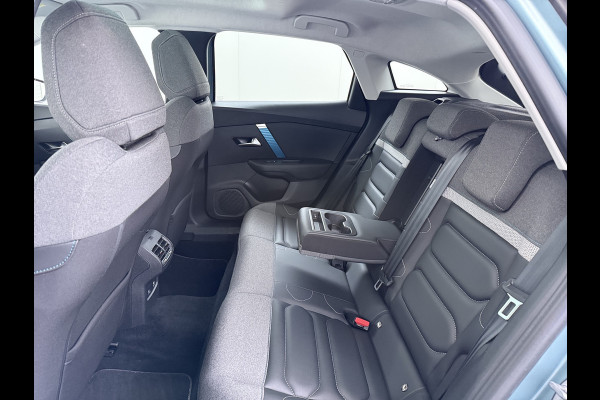 Citroën Ë-C4 50kWh SOH 100% Panorama-Schuifdak Stoel+Stuurverwarming Head-Up Display Adap.Cruise 360°Camera Apple Carplay Android Auto Navi E Keyless Lmv Led Isofix DAB Lane Assist Voorruitverwarming Regen-Lichtsensor Dodehoek detector Bluetooth Rijstrooksensor