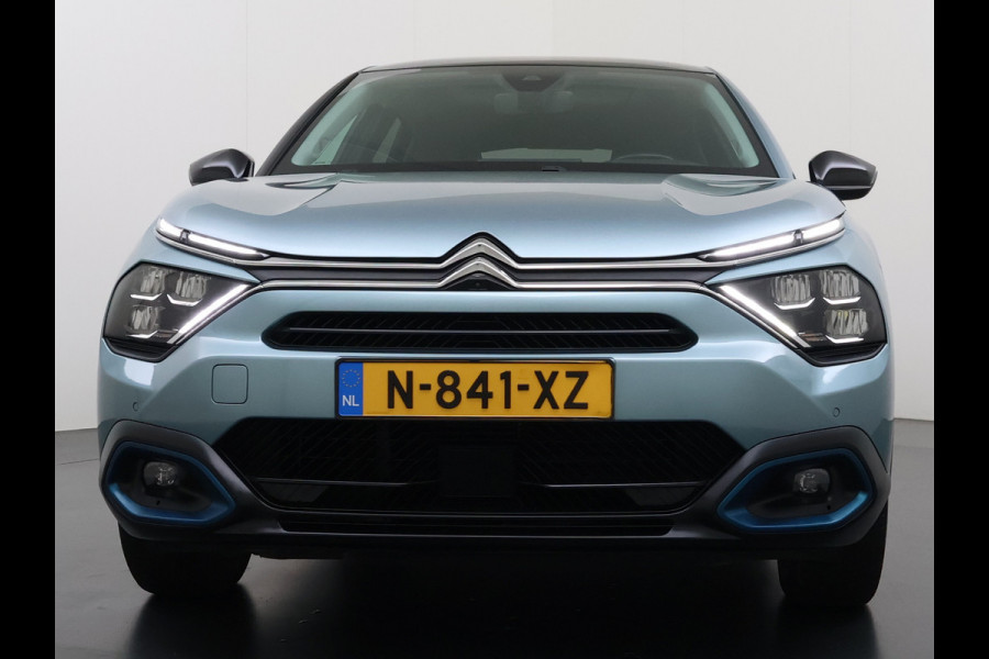 Citroën Ë-C4 50kWh SOH 100% Panorama-Schuifdak Stoel+Stuurverwarming Head-Up Display Adap.Cruise 360°Camera Apple Carplay Android Auto Navi E Keyless Lmv Led Isofix DAB Lane Assist Voorruitverwarming Regen-Lichtsensor Dodehoek detector Bluetooth Rijstrooksensor