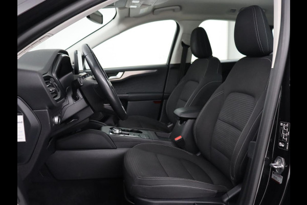 Ford Kuga 2.5 PHEV Titanium | SOH 91,5% | Trekhaak | Stoelverwarming | Adaptive cruise | Camera | Caplay | Navigatie | Dodehoek detectie | Keyless | Digital Cockpit | Achterbankverwarming | Plug In