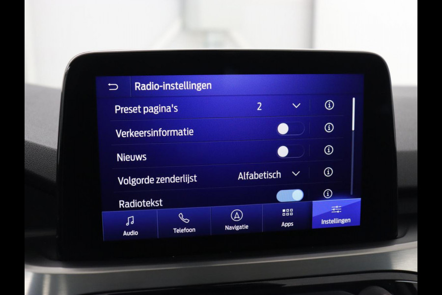 Ford Kuga 2.5 PHEV Titanium | SOH 91,5% | Trekhaak | Stoelverwarming | Adaptive cruise | Camera | Caplay | Navigatie | Dodehoek detectie | Keyless | Digital Cockpit | Achterbankverwarming | Plug In