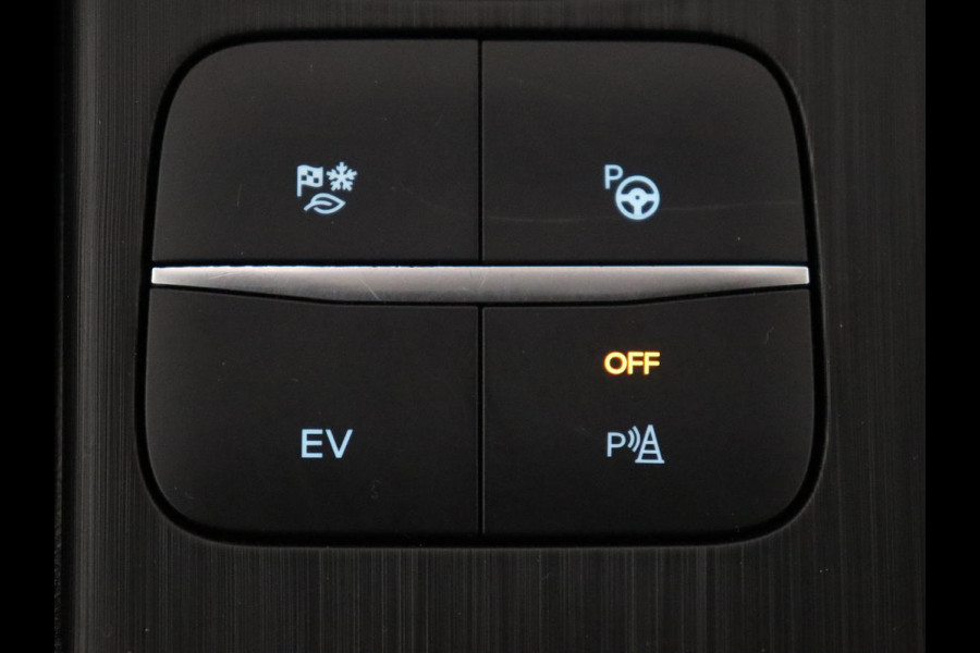 Ford Kuga 2.5 PHEV Titanium | SOH 91,5% | Trekhaak | Stoelverwarming | Adaptive cruise | Camera | Caplay | Navigatie | Dodehoek detectie | Keyless | Digital Cockpit | Achterbankverwarming | Plug In