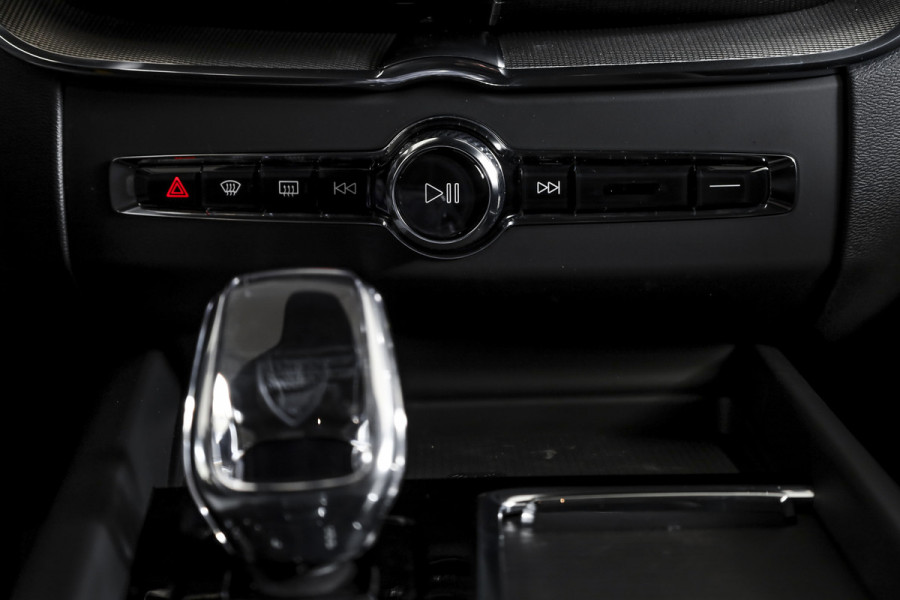 Volvo XC60 2.0 T8 Plug-in-hybrid AWD Polestar Engineered - Facelift MY26 | Bowers & Wilkins | Dig.Cockpit | Adapt.Cruise | Stoel+-Stuurverw. | PDC | 360 Camera | NAV + App.Connect + NAV | ECC | LM 22" | 0253