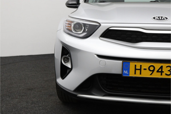 Kia Stonic 1.0 T-GDi DynamicLine - Navigatie - Airco - Cruise Control - Apple CarPlay/Android Auto - Camera - Fabrieksgarantie tot 03-2027