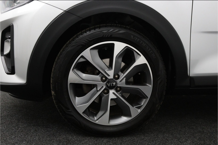 Kia Stonic 1.0 T-GDi DynamicLine - Navigatie - Airco - Cruise Control - Apple CarPlay/Android Auto - Camera - Fabrieksgarantie tot 03-2027