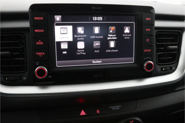 Kia Stonic 1.0 T-GDi DynamicLine - Navigatie - Airco - Cruise Control - Apple CarPlay/Android Auto - Camera - Fabrieksgarantie tot 03-2027