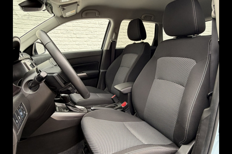 Suzuki Vitara 1.5 Hybrid Automaat Full led Adapt Cruise Clima Stoelverwarming Navigatie Carplay Dab+