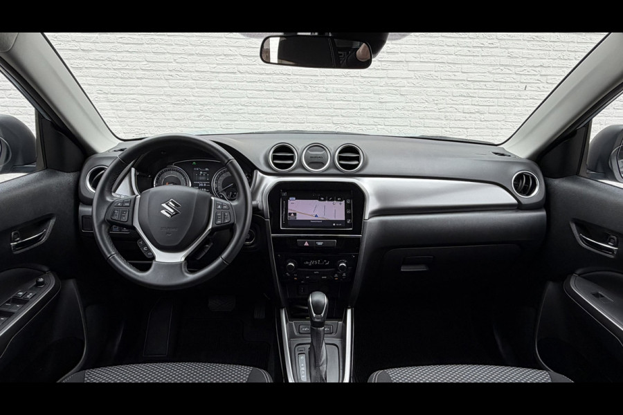 Suzuki Vitara 1.5 Hybrid Automaat Full led Adapt Cruise Clima Stoelverwarming Navigatie Carplay Dab+