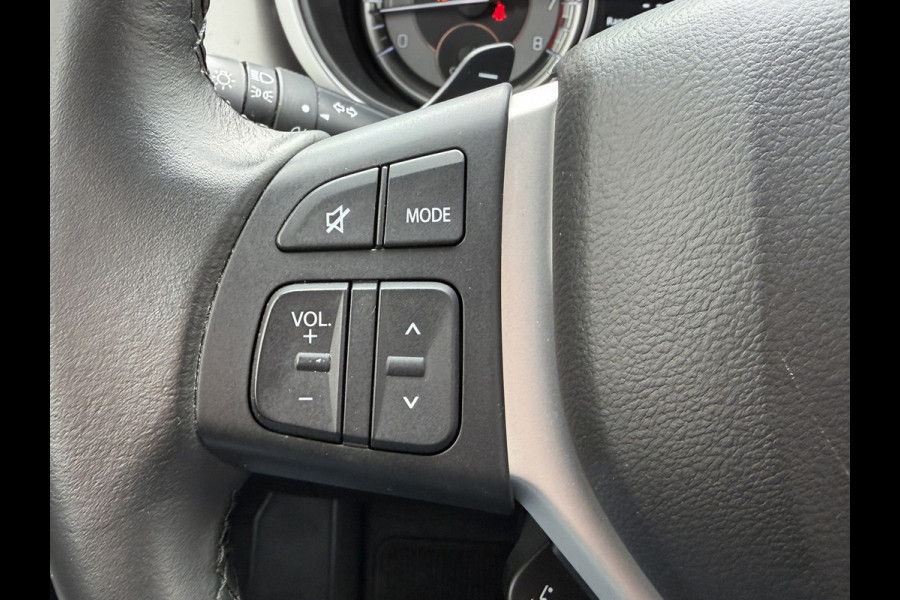 Suzuki Vitara 1.5 Hybrid Automaat Full led Adapt Cruise Clima Stoelverwarming Navigatie Carplay Dab+