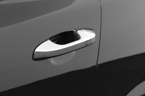 Kia Sportage 1.6 T-GDI DynamicPlusLine Automaat - Schuif-/kanteldak - Trekhaak - Keyless - Stoelverwarming - Apple CarPlay/Android Auto - Fabrieksgarantie tot 10-2026