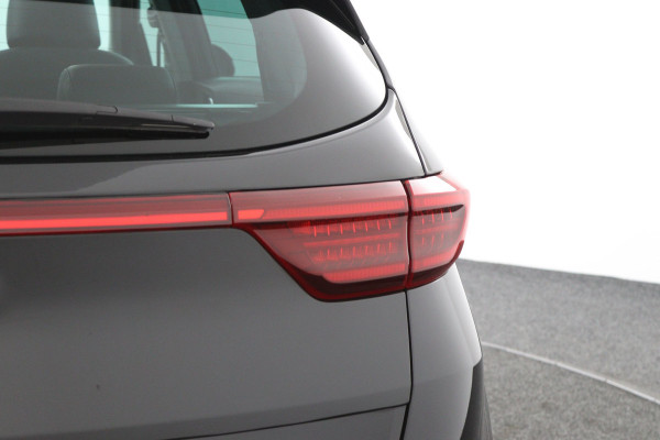 Kia Sportage 1.6 T-GDI DynamicPlusLine Automaat - Schuif-/kanteldak - Trekhaak - Keyless - Stoelverwarming - Apple CarPlay/Android Auto - Fabrieksgarantie tot 10-2026