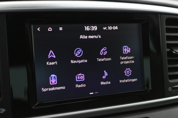 Kia Sportage 1.6 T-GDI DynamicPlusLine Automaat - Schuif-/kanteldak - Trekhaak - Keyless - Stoelverwarming - Apple CarPlay/Android Auto - Fabrieksgarantie tot 10-2026