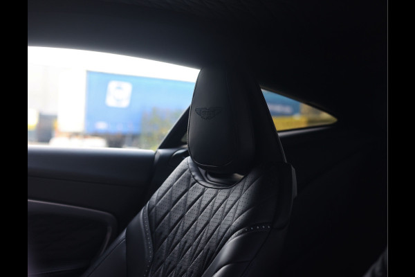 Aston Martin DB12 4.0 V8