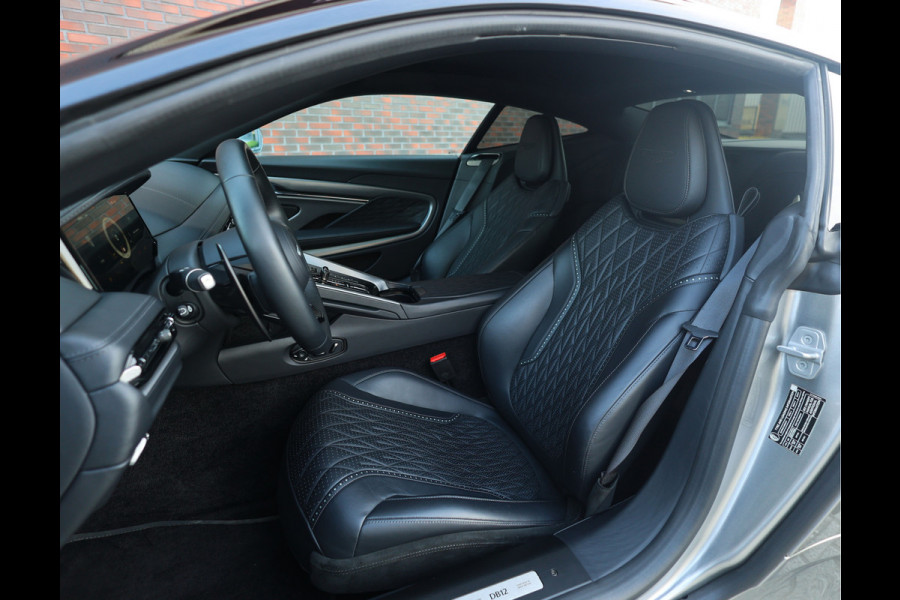 Aston Martin DB12 4.0 V8