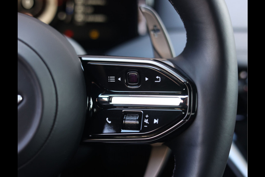 Aston Martin DB12 4.0 V8