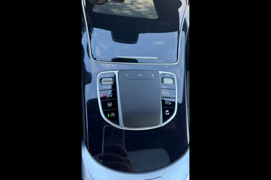 Mercedes-Benz GLC 200 4MATIC Premium Plus AUT PANORAMADAK TREKHAAK NAVIGATIE CAMERA SFEERVERLICHTING STOELVERWARMING CRUISE