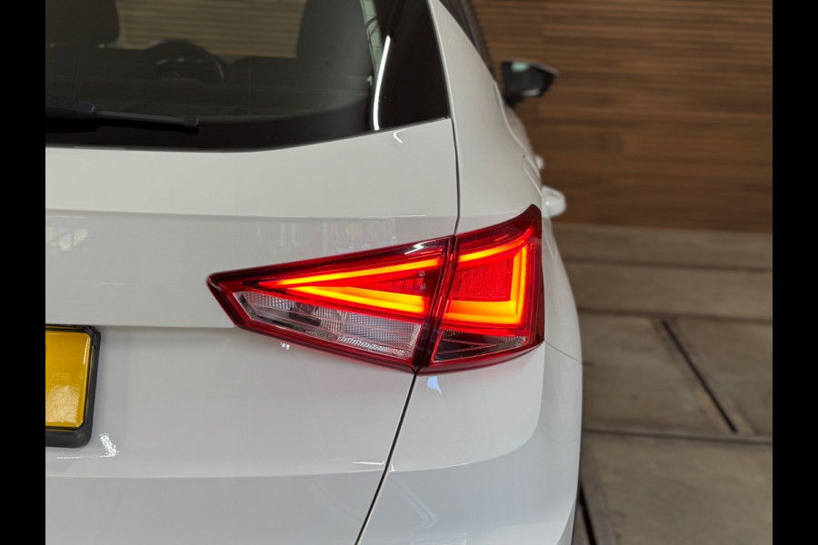 Seat Arona 1.0 TSI Style | Full link | Cruise | Mistlampen adaptief | Lichtmetalen velgen