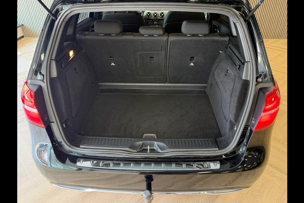 Mercedes-Benz B-Klasse B180 Ambition AUT NAVIGATIE AIRCO CRUISE CONTROL LED XENON PDC TREKHAAK