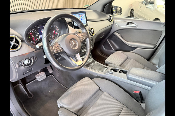 Mercedes-Benz B-Klasse B180 Ambition AUT NAVIGATIE AIRCO CRUISE CONTROL LED XENON PDC TREKHAAK