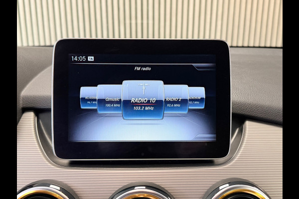 Mercedes-Benz B-Klasse B180 Ambition AUT NAVIGATIE AIRCO CRUISE CONTROL LED XENON PDC TREKHAAK
