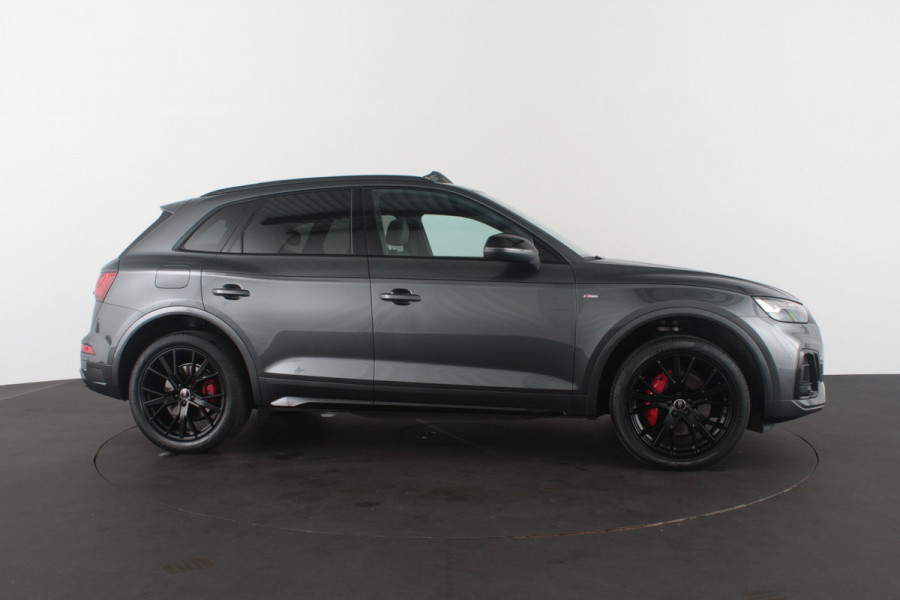 Audi Q5 55 TFSI e quattro S line edition Competition > Black Optiek/B&O/Memory/20inch/Daytona/Pano./Trekhaak