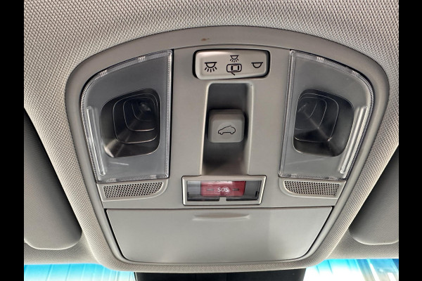 Hyundai Kona EV Fashion Sky 64 kWh | SOH: 96,8% | Sky PANO Dak | HUD | Dodehoek Detectie | LED