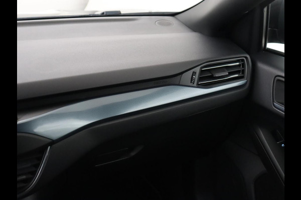 Ford Focus 1.5 EcoBoost Active X Business | Adaptive cruise | Trekhaak | Camera | Carplay | Navigatie | Keyless | Full LED | Parkeerhulp | Climate control | Digital Cockpit | Bluetooth