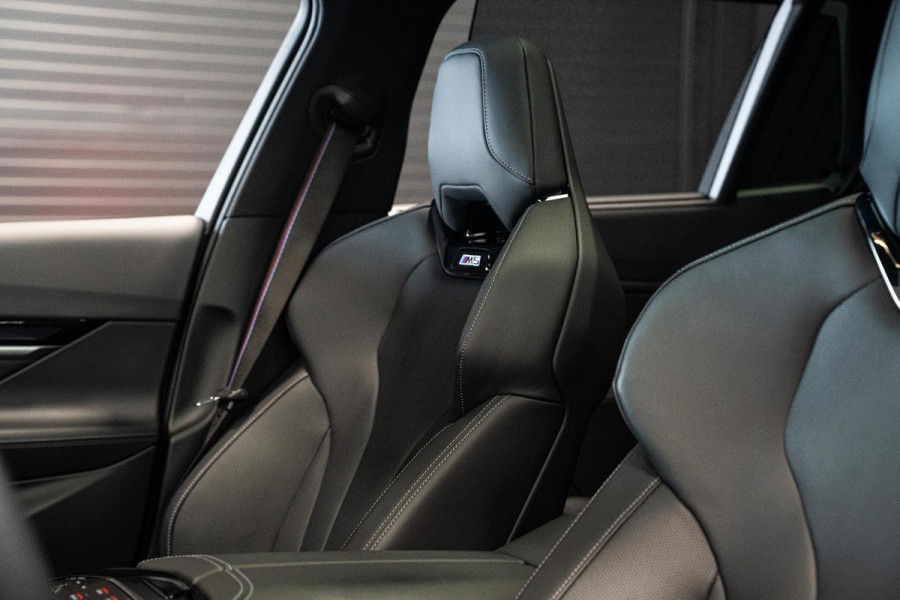 BMW 5 Serie Touring M5 *M Driver’s Package / Bowers & Wilkins / Carbon-interieur / Stoelventilatie / Panorama / Memory / Keyless / Surround-View*