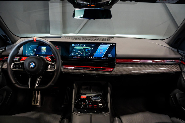 BMW 5 Serie Touring M5 *M Driver’s Package / Bowers & Wilkins / Carbon-interieur / Stoelventilatie / Panorama / Memory / Keyless / Surround-View*