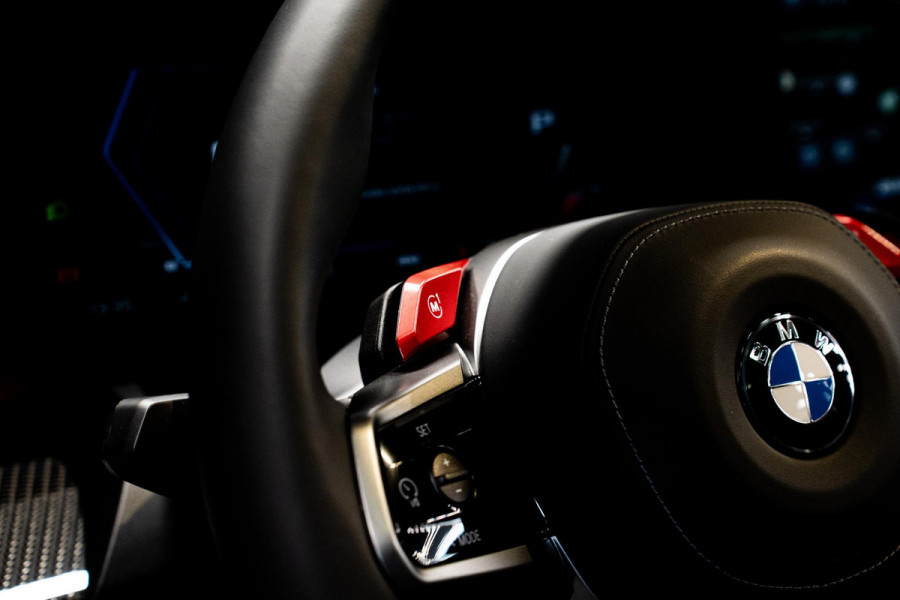 BMW 5 Serie Touring M5 *M Driver’s Package / Bowers & Wilkins / Carbon-interieur / Stoelventilatie / Panorama / Memory / Keyless / Surround-View*