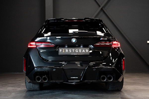 BMW 5 Serie Touring M5 *M Driver’s Package / Bowers & Wilkins / Carbon-interieur / Stoelventilatie / Panorama / Memory / Keyless / Surround-View*