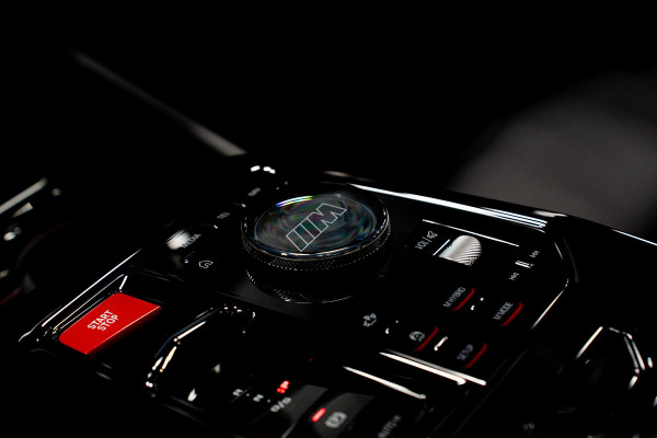 BMW 5 Serie Touring M5 *M Driver’s Package / Bowers & Wilkins / Carbon-interieur / Stoelventilatie / Panorama / Memory / Keyless / Surround-View*