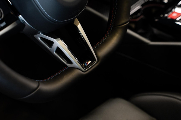 BMW 5 Serie Touring M5 *M Driver’s Package / Bowers & Wilkins / Carbon-interieur / Stoelventilatie / Panorama / Memory / Keyless / Surround-View*