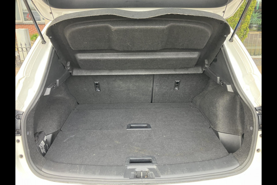 Nissan QASHQAI 1.3 DIG-T Tekna + | Leder | Pano | ACC |