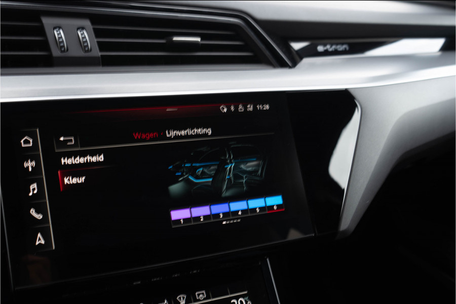 Audi e-tron Sportback 55 Quattro / 2x S-line/ S zetels/ Head-up/ B&O/ 360 camera/ Pano/ Trekhaak/ 300kW (408PK)