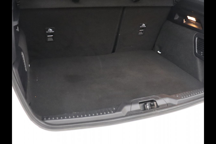 Ford Focus 2.0 EcoBlue ST Line X | Stoelverwarming | Adaptive cruise | Half leder | Elektrische stoel | Camera | Carplay | Navigatie | Stuurverwarming | Full LED | Parkeerhulp | Climate control | B&O Sound