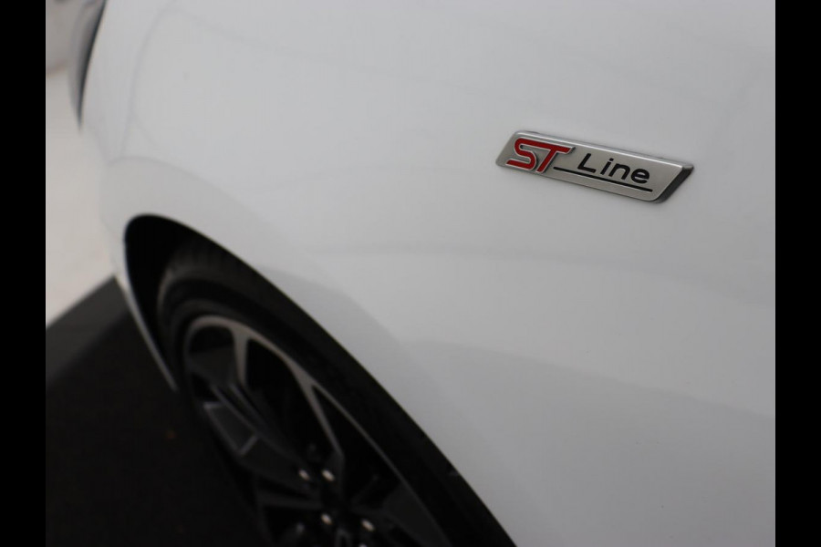 Ford Focus 2.0 EcoBlue ST Line X | Stoelverwarming | Adaptive cruise | Half leder | Elektrische stoel | Camera | Carplay | Navigatie | Stuurverwarming | Full LED | Parkeerhulp | Climate control | B&O Sound