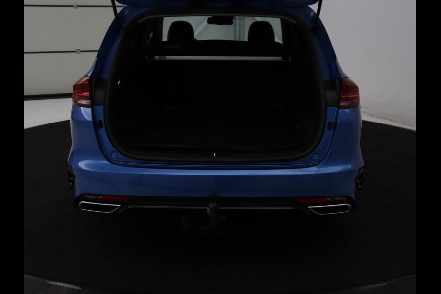 Kia Ceed 1.6 GDI PHEV DynamicPlusLine | SOH 100% | Stoel & stuurverwarming | Trekhaak | Half leder | Carplay | Camera | Keyless | Full LED | Navigatie | Adaptive cruise | Climate control | Bluetooth | Plug In