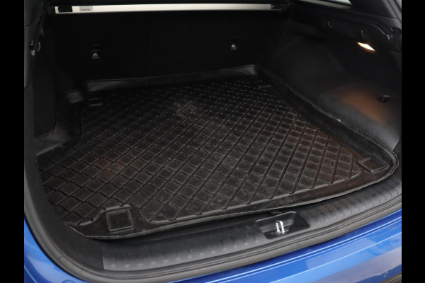 Kia Ceed 1.6 GDI PHEV DynamicPlusLine | SOH 100% | Stoel & stuurverwarming | Trekhaak | Half leder | Carplay | Camera | Keyless | Full LED | Navigatie | Adaptive cruise | Climate control | Bluetooth | Plug In