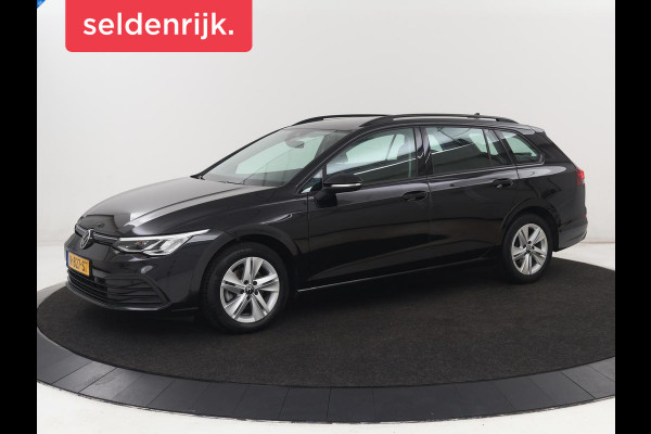 Volkswagen Golf 1.0 TSI Life | Adaptive cruise | Carplay | Navigatie | Parkeerhulp | Sfeerverlichting | Climate control | Digital Cockpit | Bluetooth